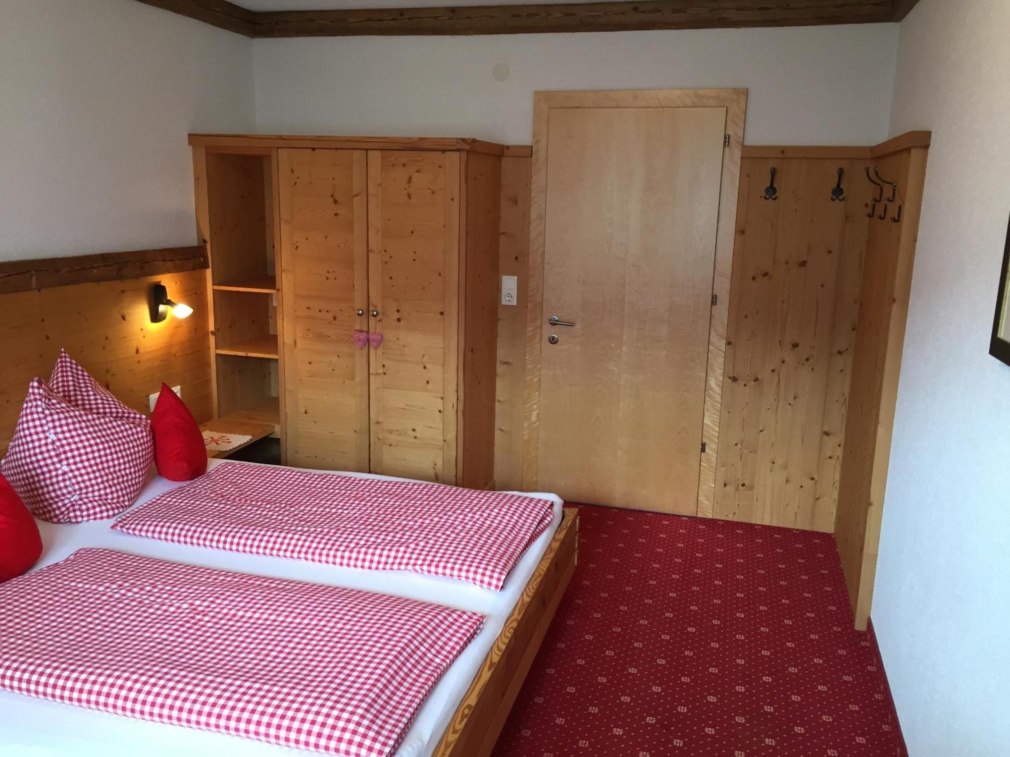 Apartment Landhaus Rieder Im Zillertal - Apart Arena Blick